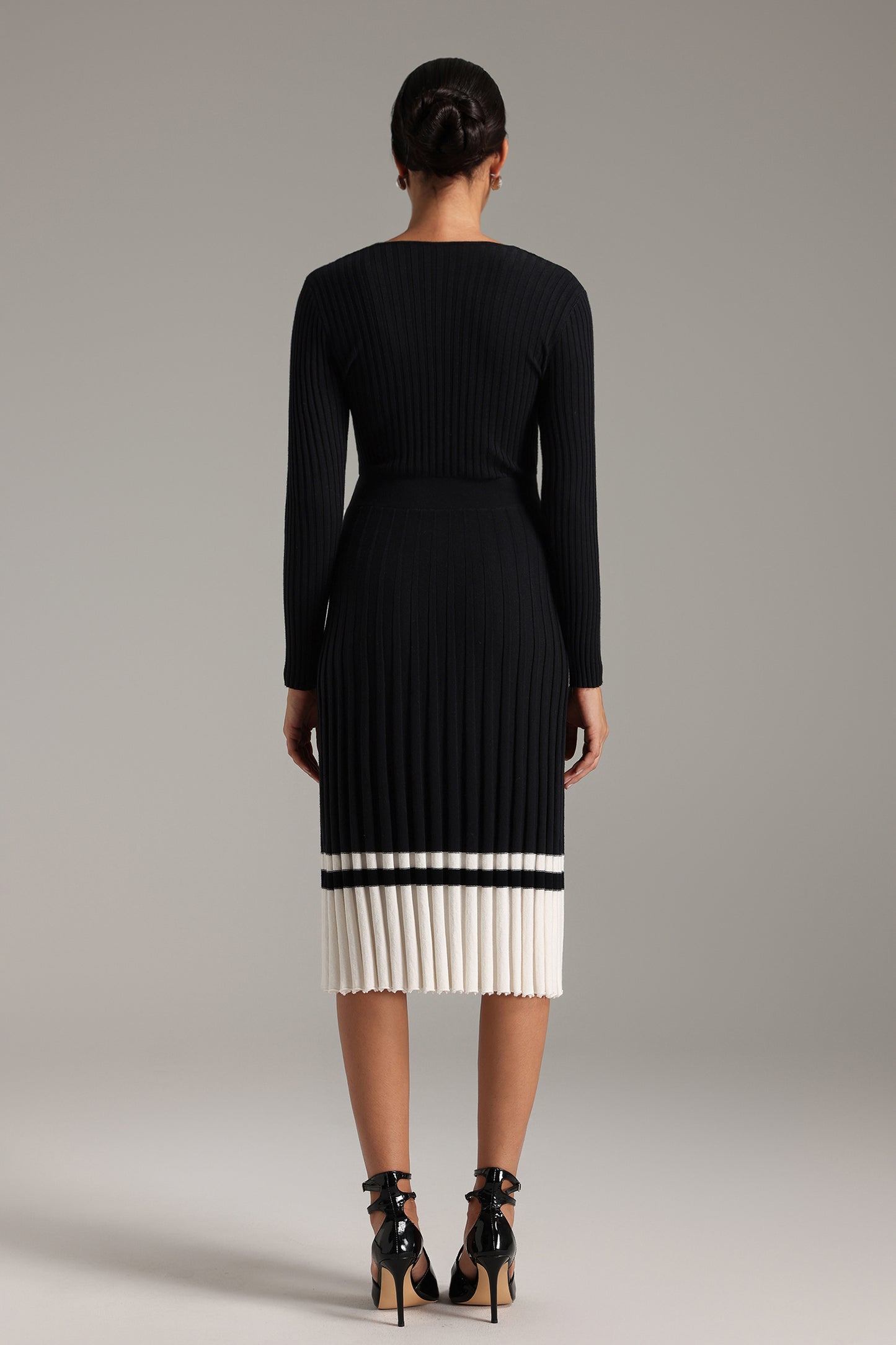 Tessy V Neck Midi Dress