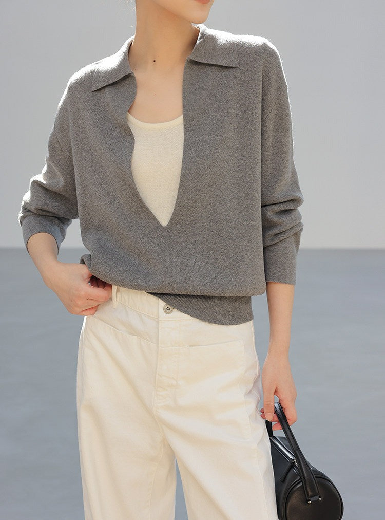 Viscose Knit Top - Minimalist V-Neck Design