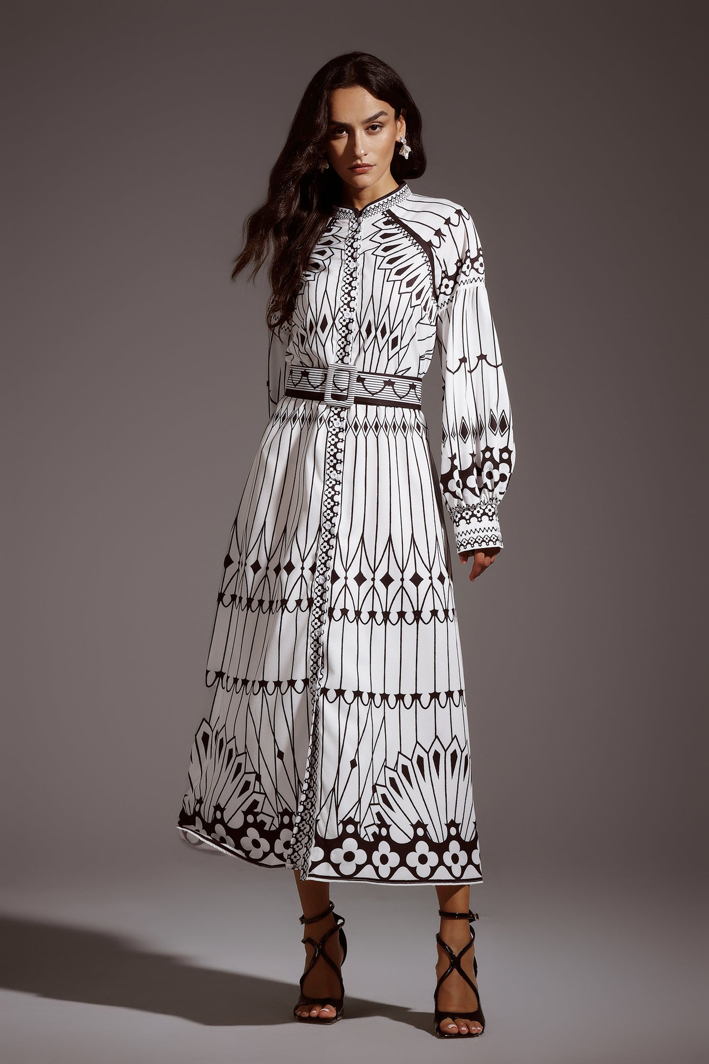 Renaa Long Sleeves Maxi Dress