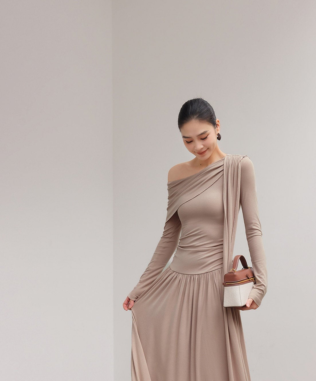 Viscose Dress - Off-Shoulder Flowing Design