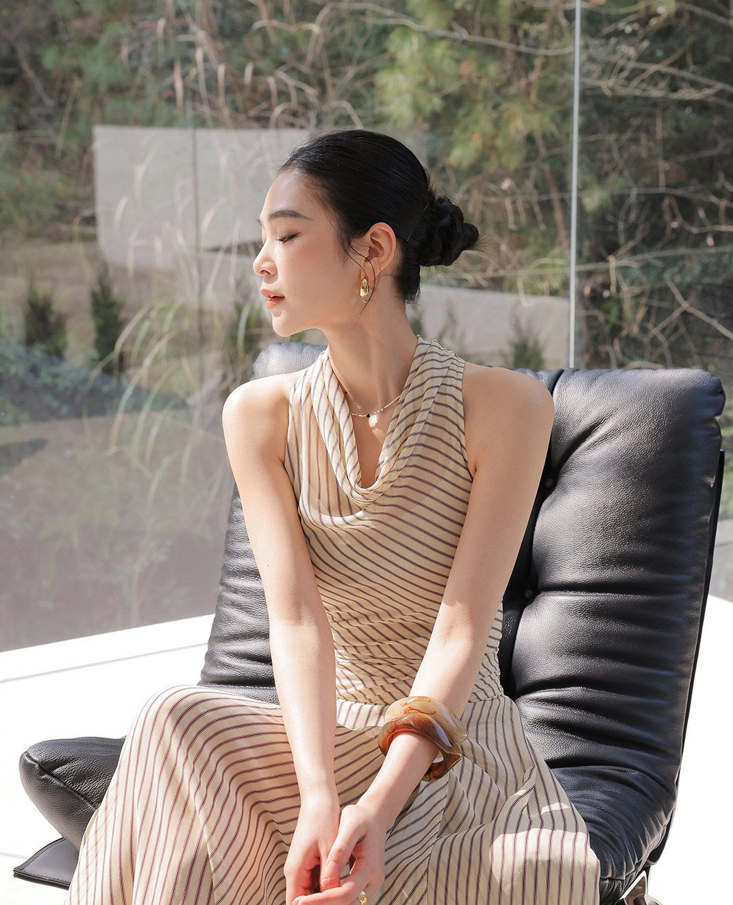 Gaun A-Line Polyester - Desain Tanpa Lengan Bergaris