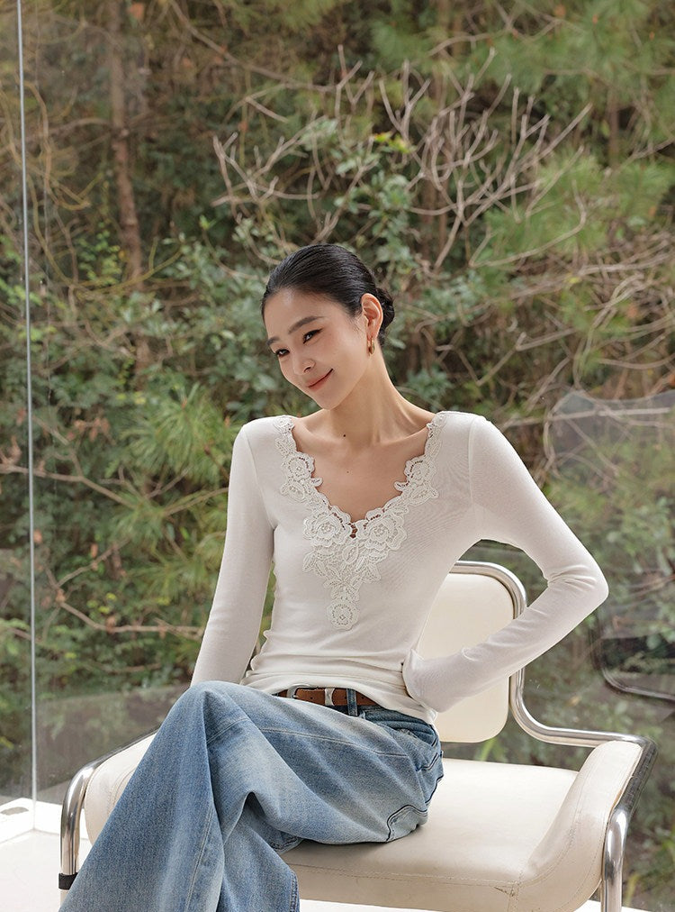 Lace Floral Top - Vintage Artistic Design