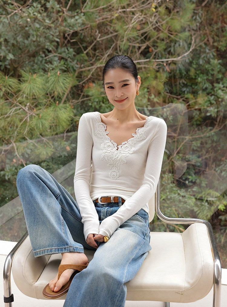 Lace Floral Top - Vintage Artistic Design