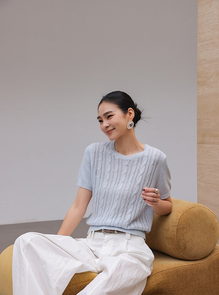 Knitted Top with Textured Design