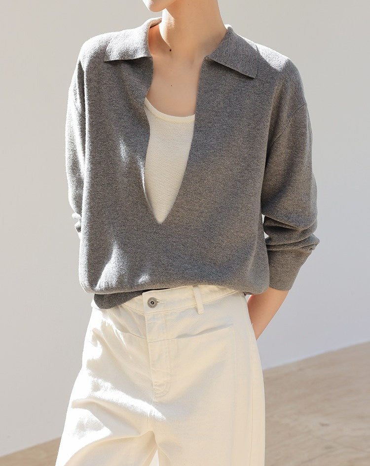 Viscose Knit Top - Minimalist V-Neck Design