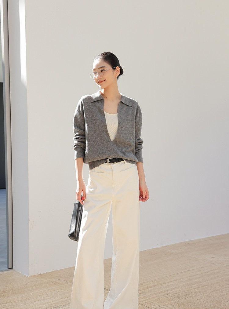 Viscose Knit Top - Minimalist V-Neck Design