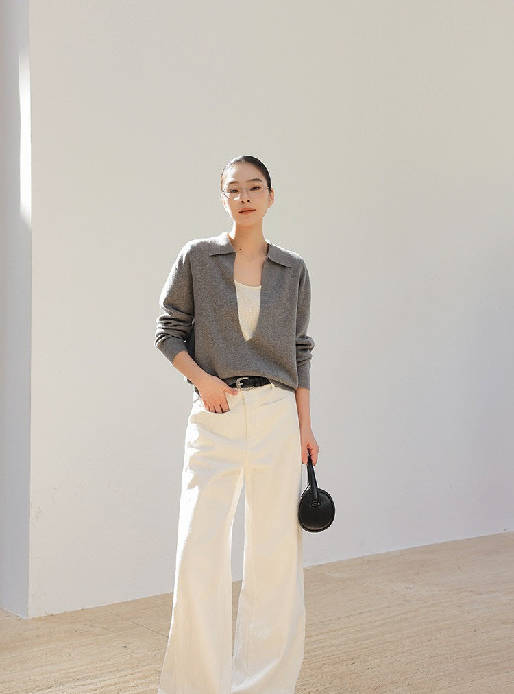 Viscose Knit Top - Minimalist V-Neck Design