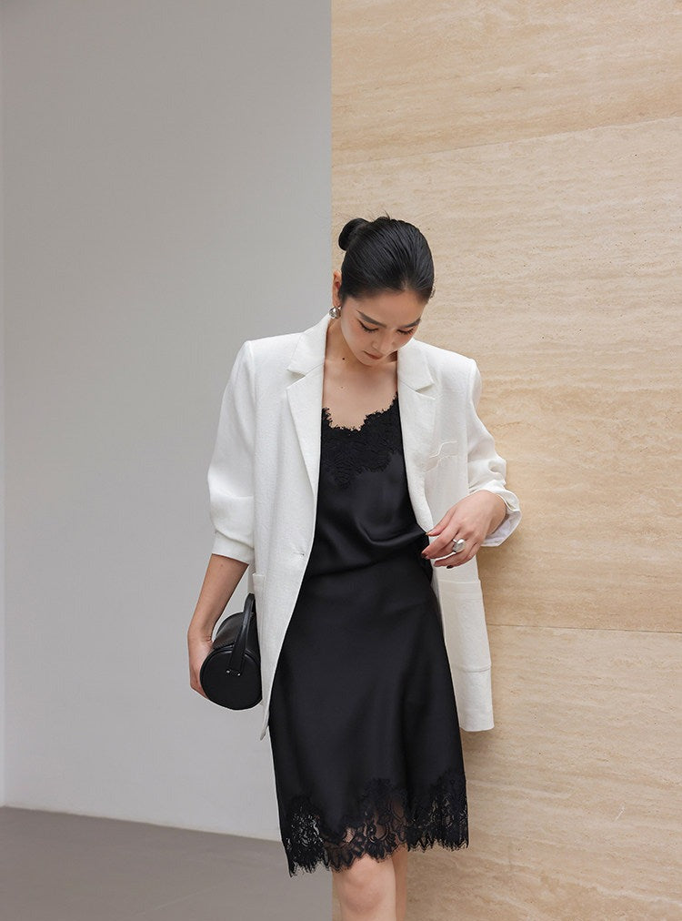 Set 3-Potong Beige - Mantel, Rompi, dan Celana Pendek