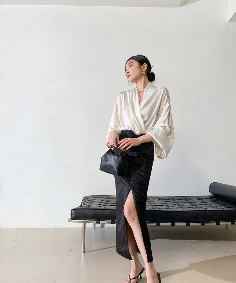 Viscose Long Sleeve V-Neck Shirt - Elegant White Top