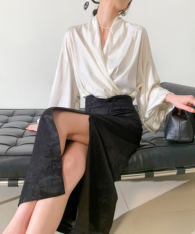 Viscose Long Sleeve V-Neck Shirt - Elegant White Top