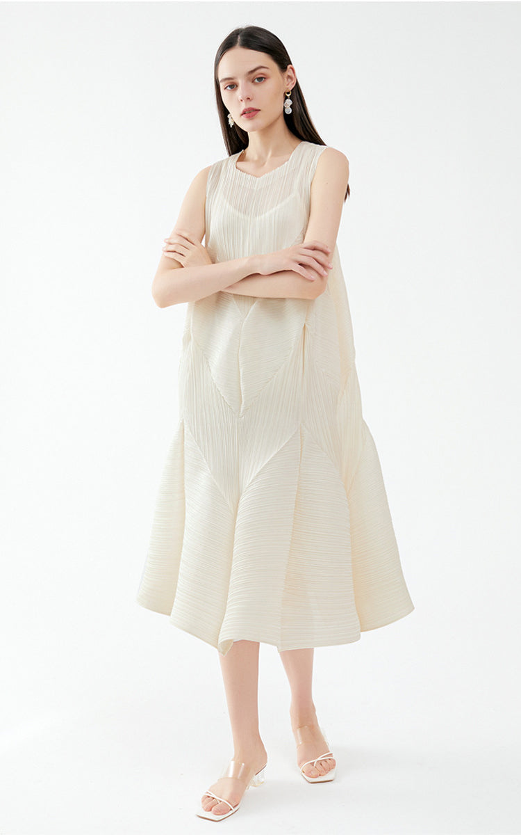 Sleeveless Bud French Puff Dress